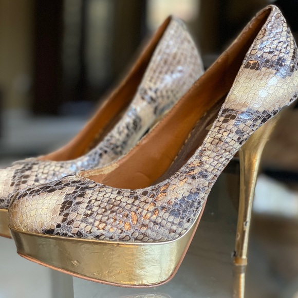 Steve Madden Snakeskin Pumps Heels - Picture 3 of 8